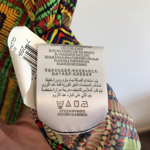 BCBG MaxAzria | Ania Round Neck Shift Dress - Picture 6 of 6